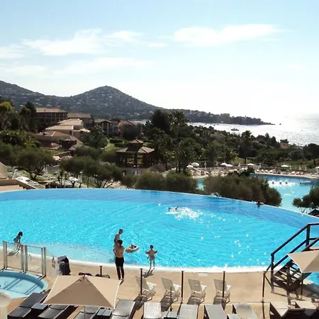 Apartamento Résidence Le Hameau De Cap Esterel - Maeva - 4 Personnes 1 Avec Terrasse Et Jardin Mae-5933 *