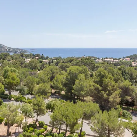 Résidence Le Hameau De Cap Esterel - Maeva - 4 Personnes 1 Avec Terrasse Et Jardin Mae-5933